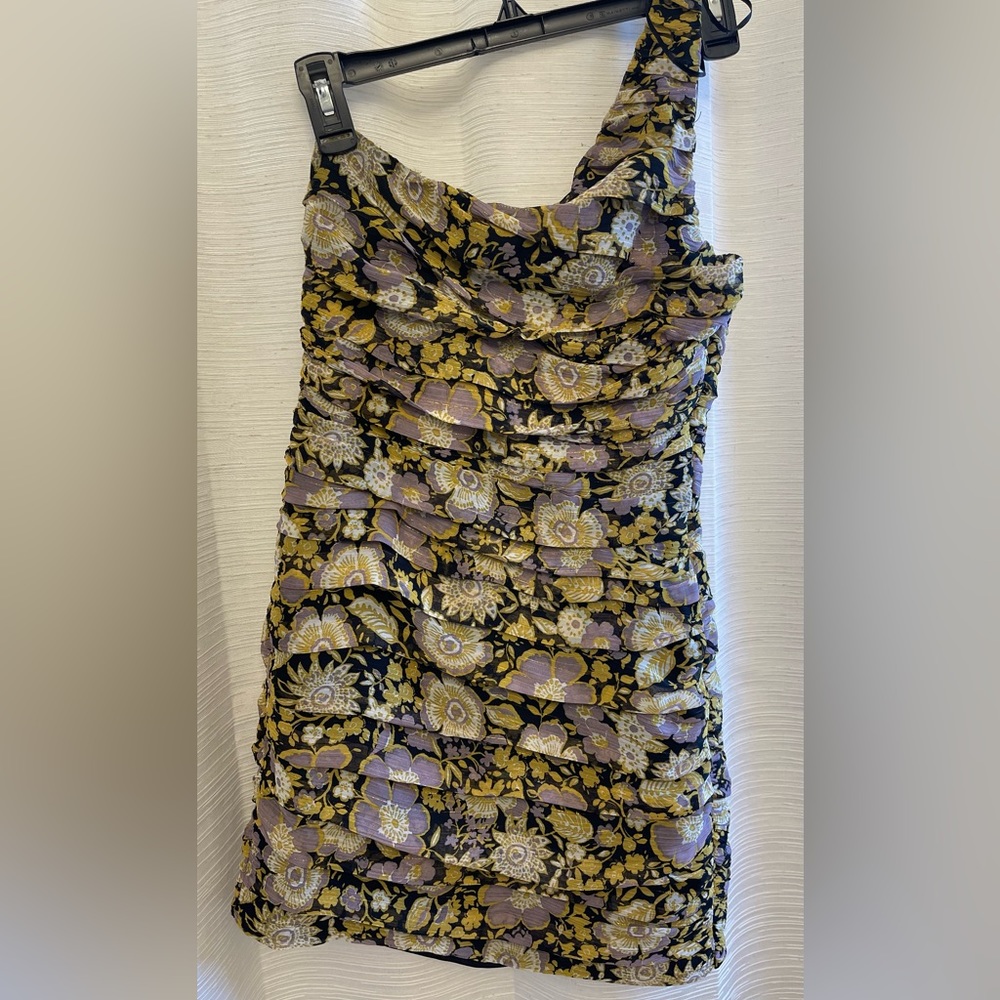 NWT Zara woman’s one- shoulder mini dress NWT Metallic floral pattern